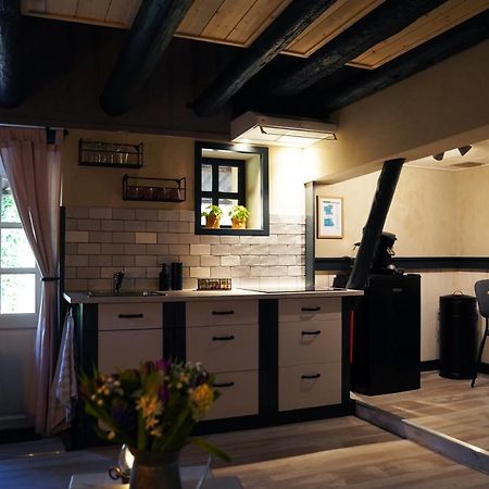 Vakantiehuisje Tol Oost Werkendam Buitenkant foto